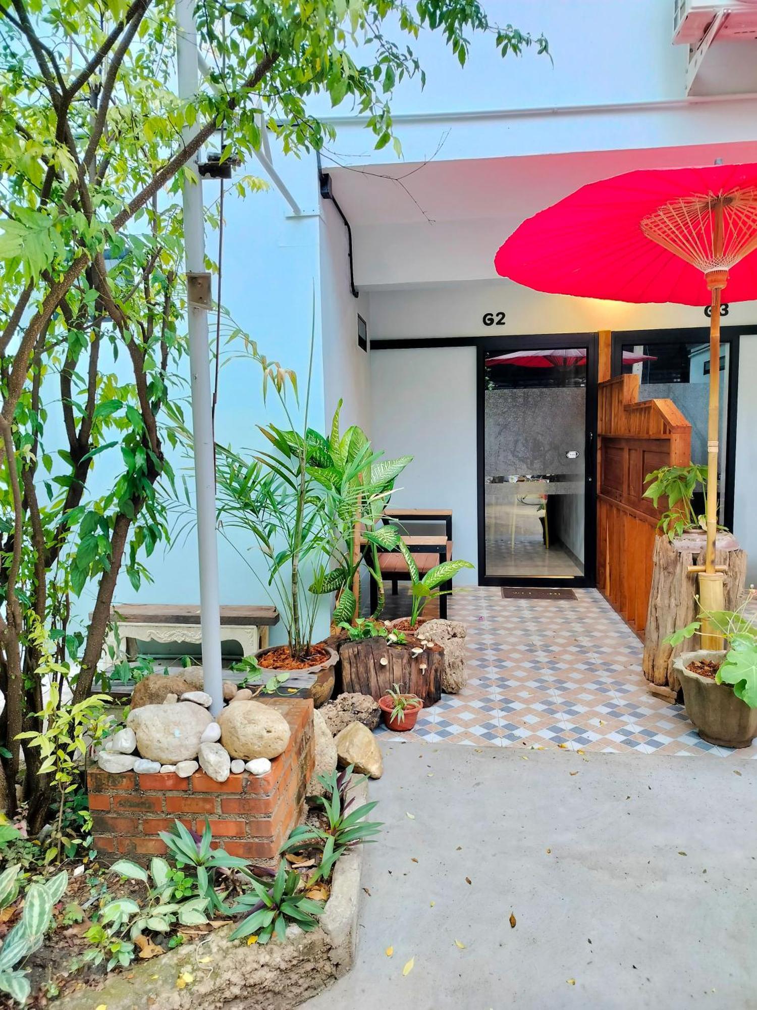 Oldy De Garden Aparthotel Τσιάνγκ Μάι Εξωτερικό φωτογραφία